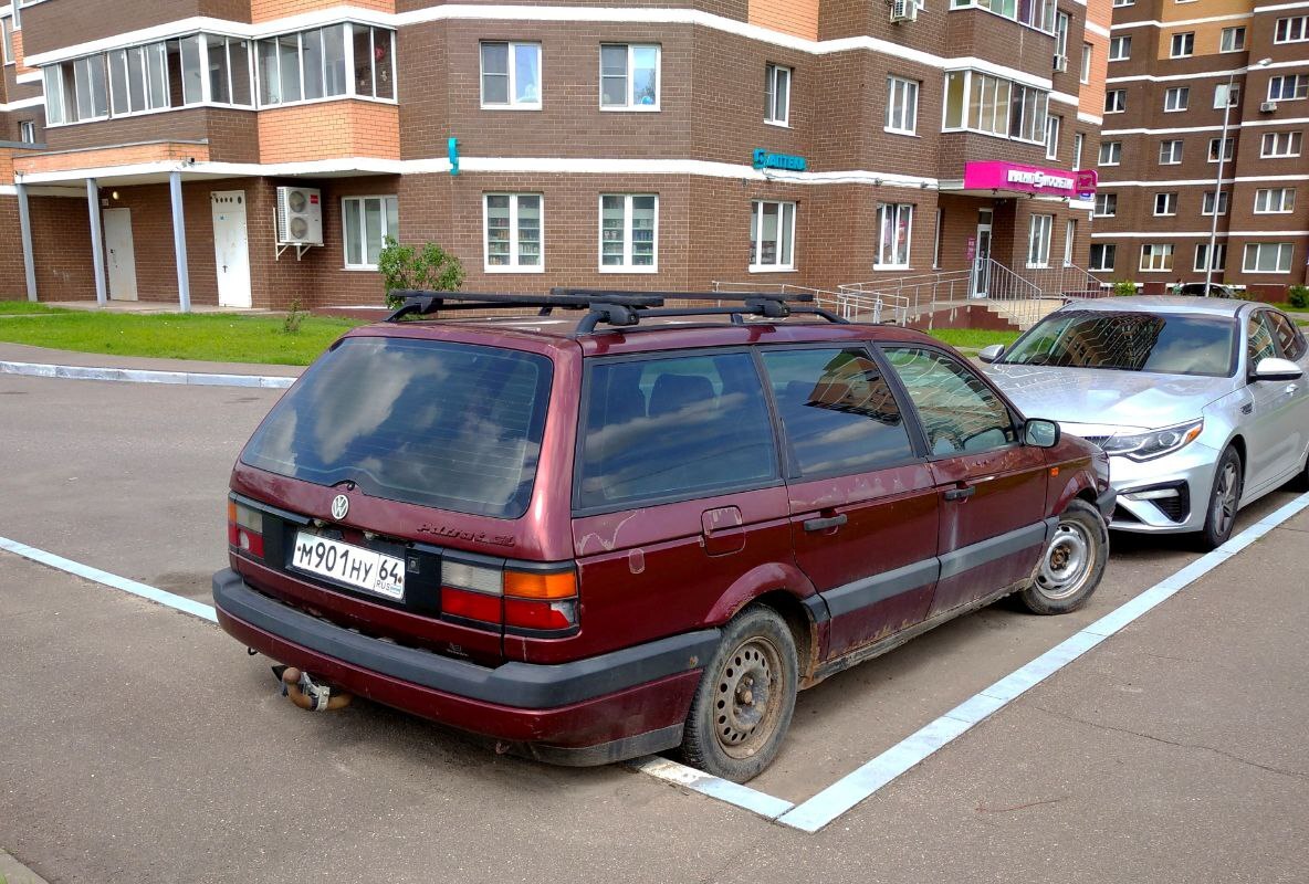 Саратовская область, № М 901 НУ 64 — Volkswagen Passat (B3) '88-93