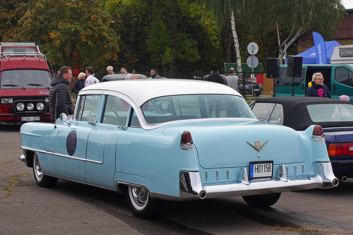 Литва, № H01158 — Cadillac Series 62 (4G) '54-56; Литва — Retro mugė 2022 ruduo