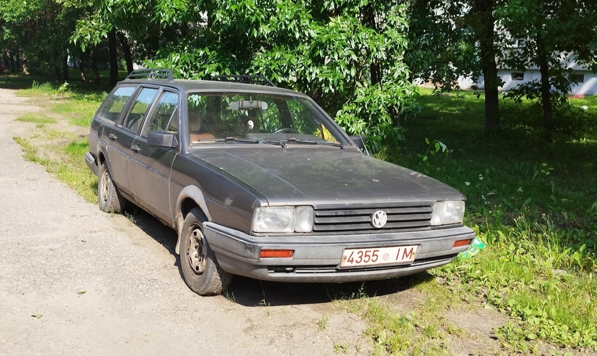 Витебская область, № 4355 ІМ — Volkswagen Passat (B2) '80-88