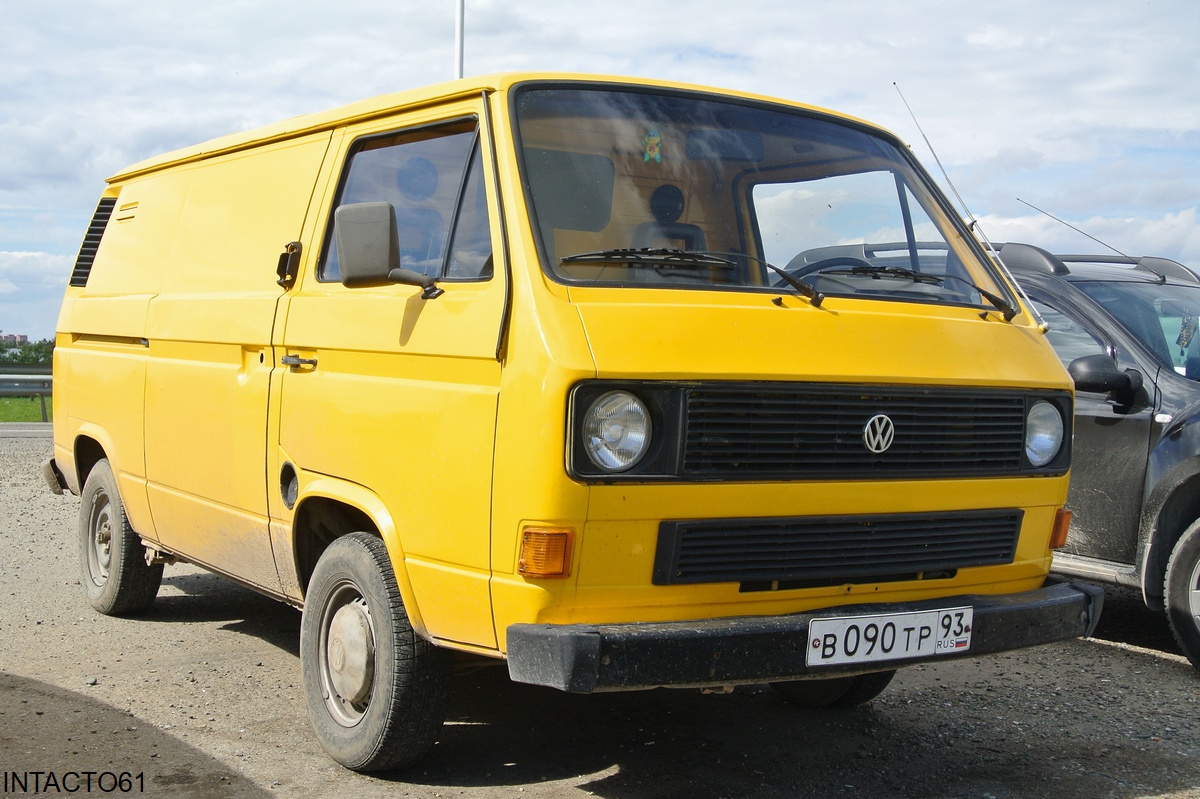 Краснодарский край, № В 090 ТР 93 — Volkswagen Typ 2 (Т3) '79-92