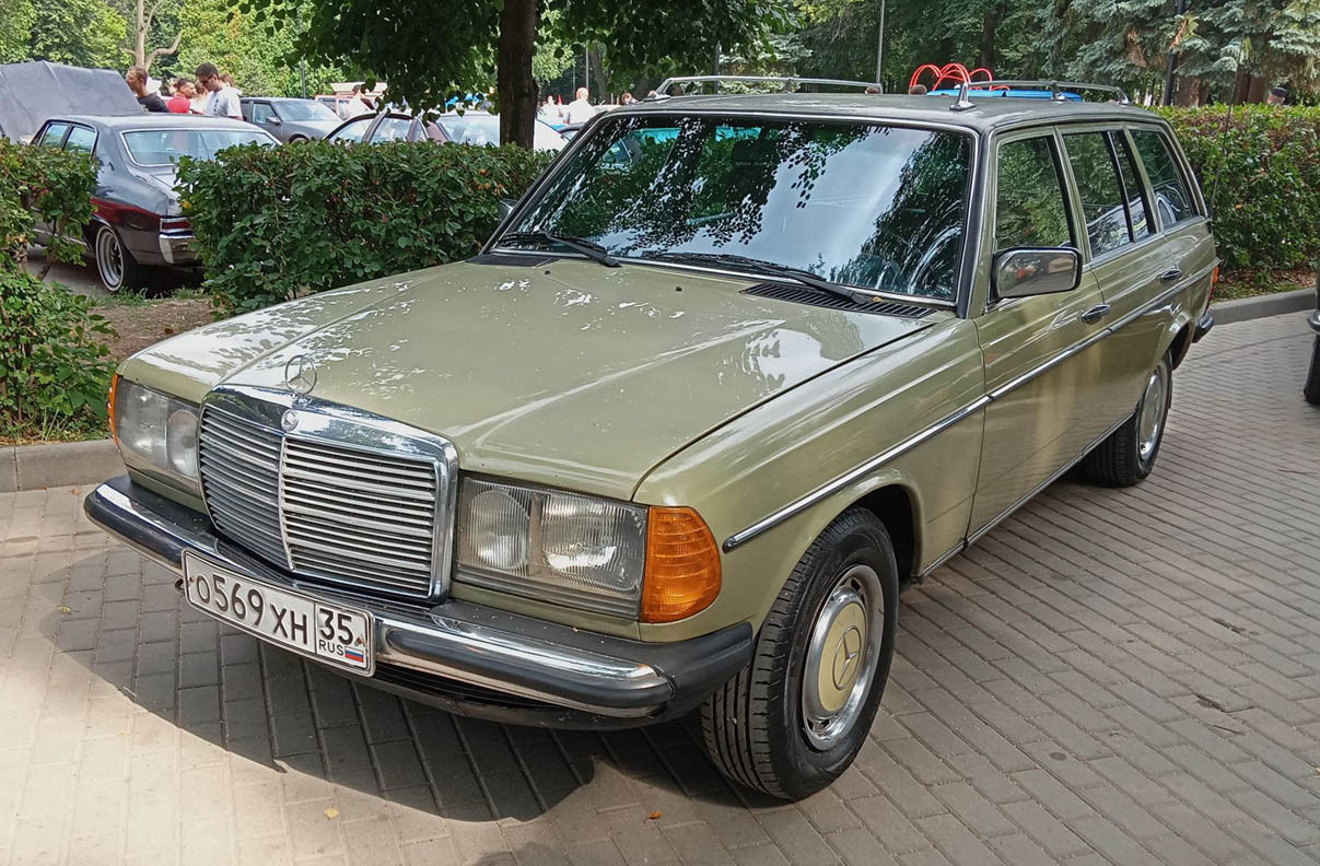 Вологодская область, № О 569 ХН 35 — Mercedes-Benz (S123) '78-86; Рязанская область — Ретрофестиваль "Машина времени-2021"