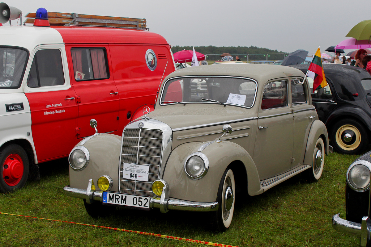 Литва, № MRM 052 — Mercedes-Benz (W187) '51-55; Литва — Nesenstanti klasika 2023