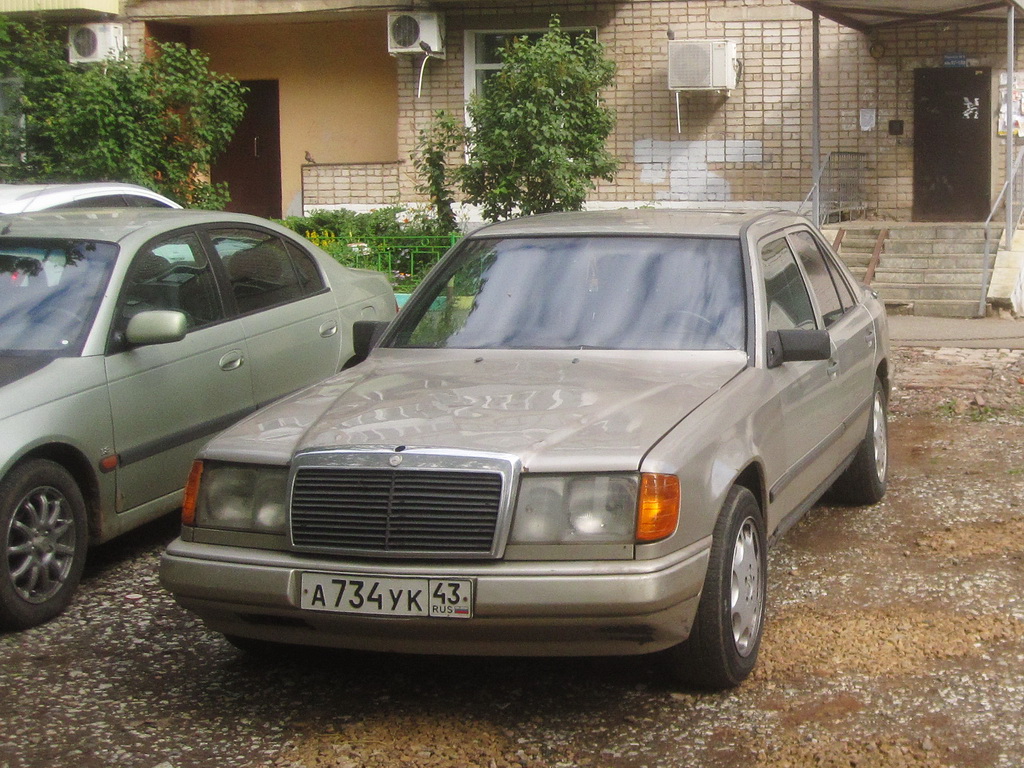 Кировская область, № А 734 УК 43 — Mercedes-Benz (W124) '84-96