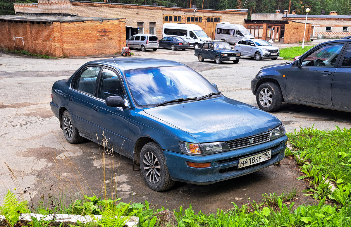 Свердловская область, № М 418 КР 196 — Toyota Corolla (E100) '91-02