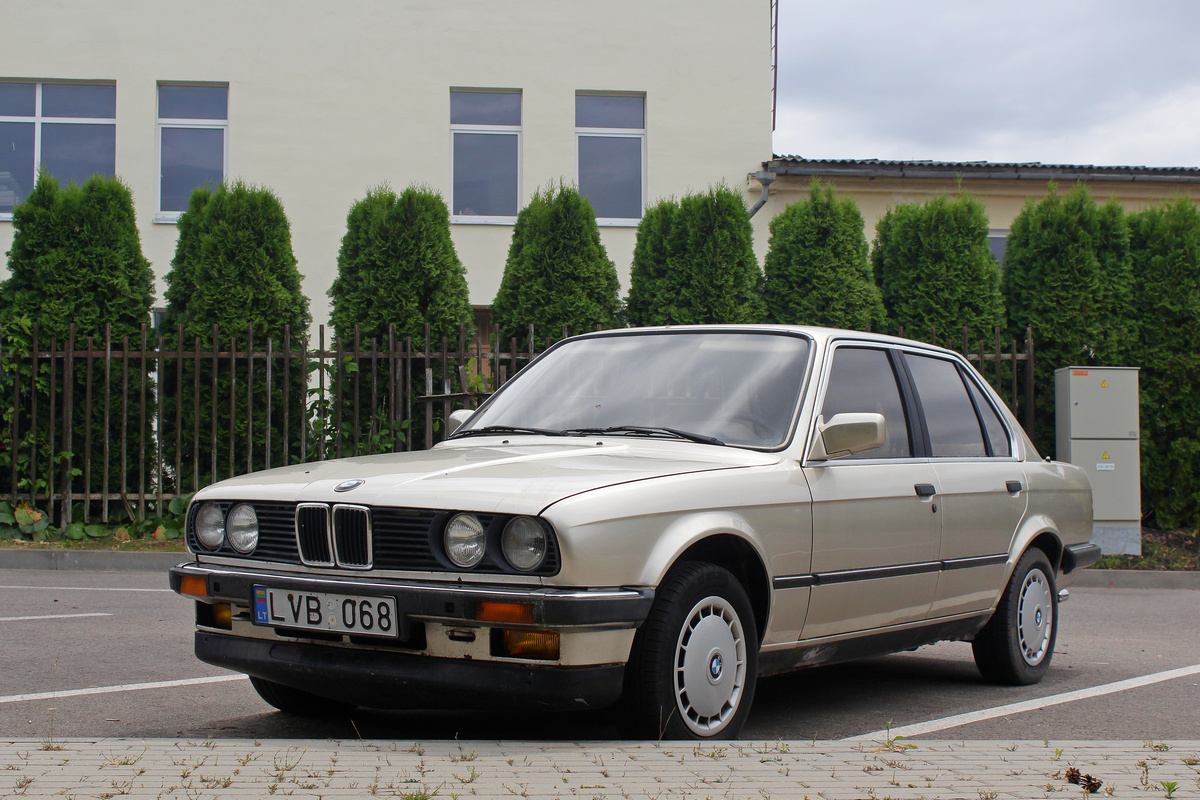 Литва, № LVB 068 — BMW 3 Series (E30) '82-94