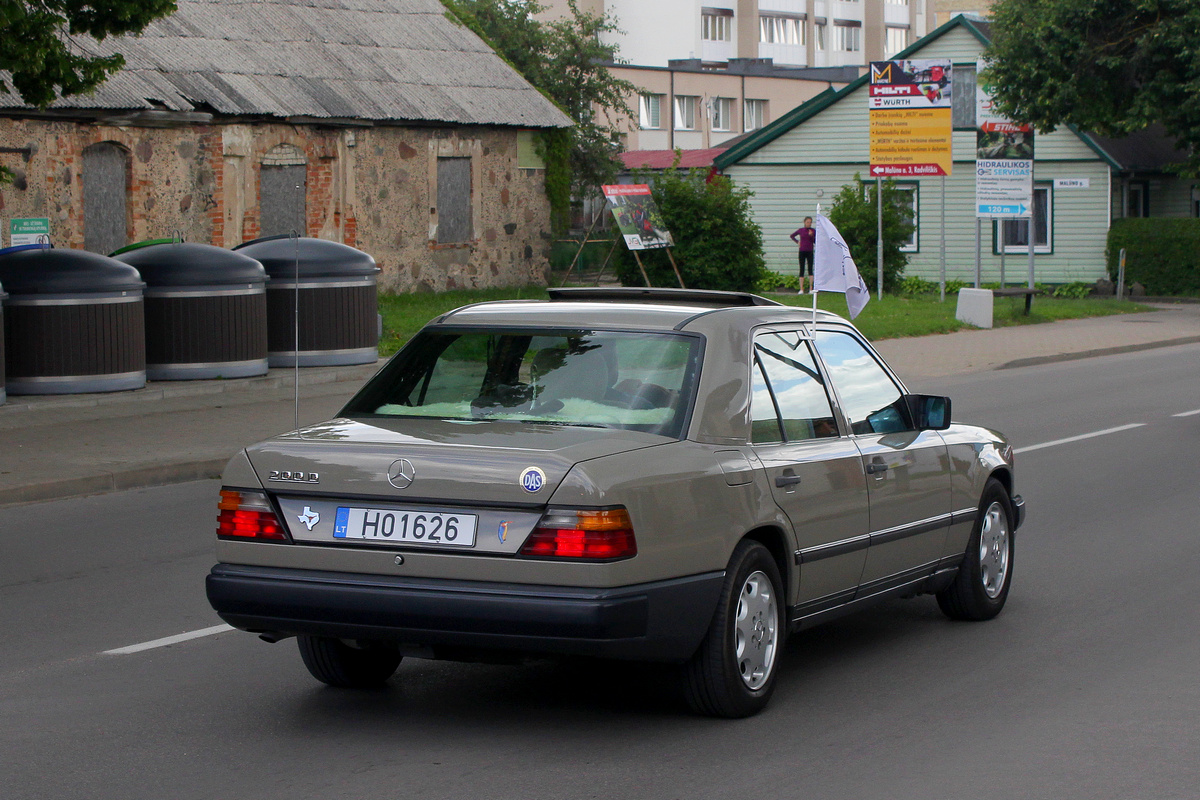 Литва, № H01626 — Mercedes-Benz (W124) '84-96; Литва — Radviliškio miesto šventė 2023