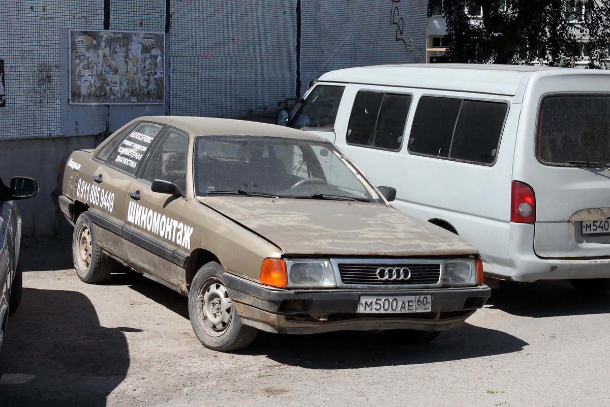 Псковская область, № М 500 АЕ 60 — Audi 100 (C3) '82-91