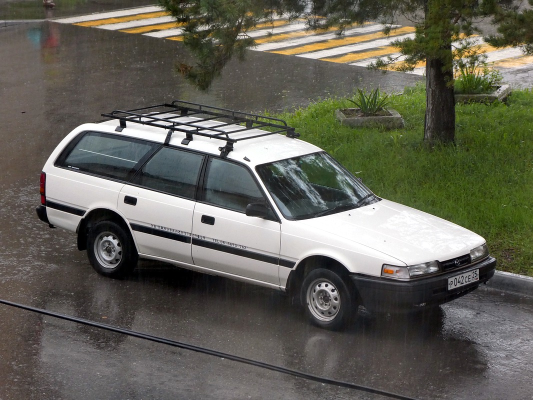 Приморский край, № Р 042 СЕ 25 — Mazda 626/Capella (GD/GV) '87-92