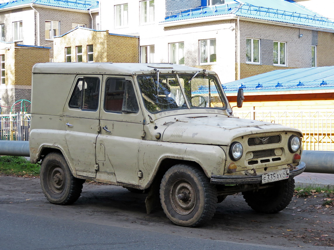 Кировская область, № Е 335 АХ 43 — УАЗ-469Б '72-85