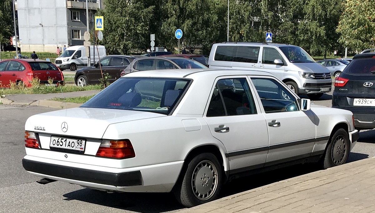 Санкт-Петербург, № О 651 АО 98 — Mercedes-Benz (W124) '84-96