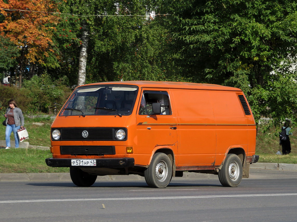 Кировская область, № Р 571 НР 43 — Volkswagen Typ 2 (Т3) '79-92
