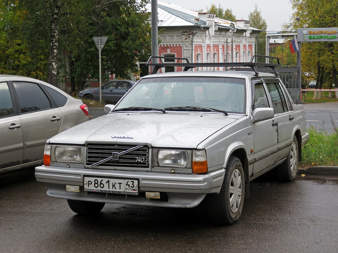 Кировская область, № Р 861 КТ 43 — Volvo 740 '84-92