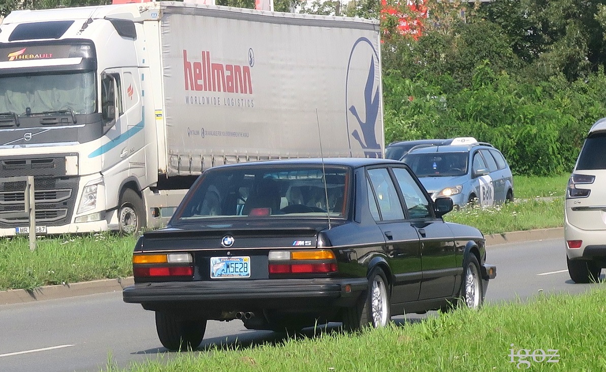 США, № M5E28 — BMW 5 Series (E28) '82-88
