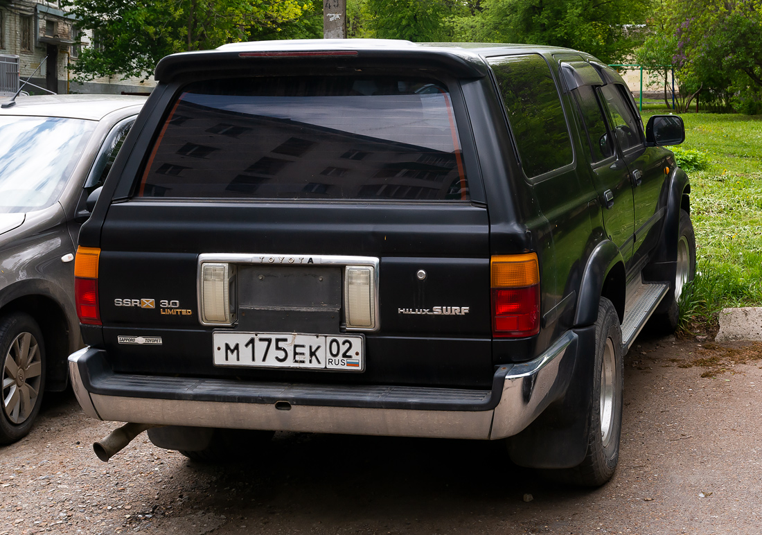 Башкортостан, № М 175 ЕК 02 — Toyota Hilux Surf (N120/N130) '89-95