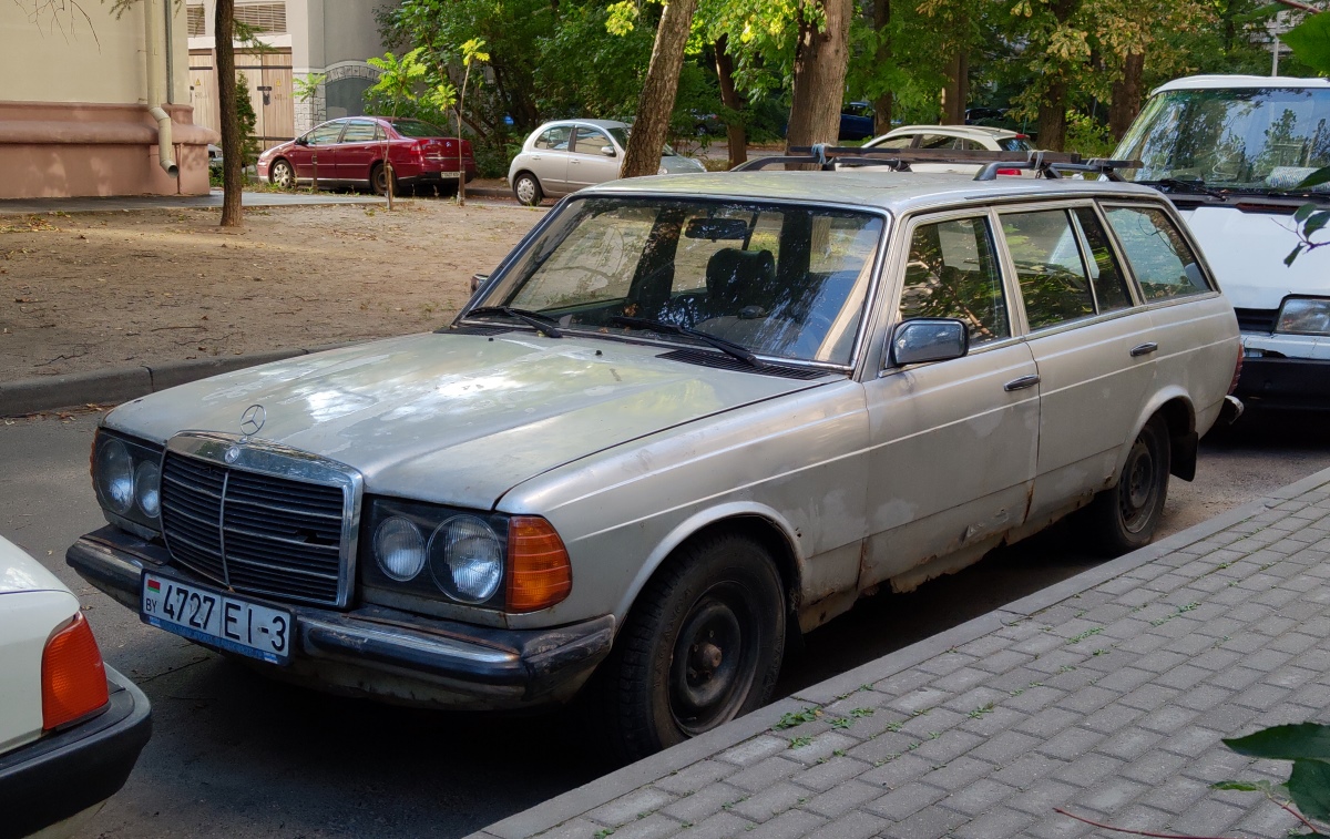 Гомельская область, № 4727 ЕІ-3 — Mercedes-Benz (W123) '76-86