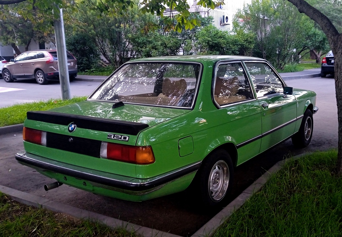 Москва, № (77) Б/Н 0594 — BMW 3 Series (E21) '75-82