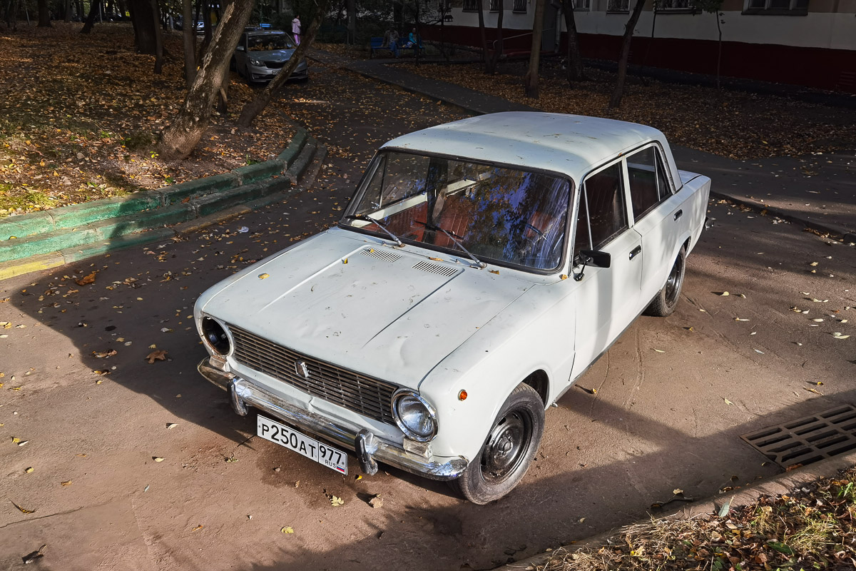 Москва, № Р 250 АТ 977 — ВАЗ-2101 '70-83