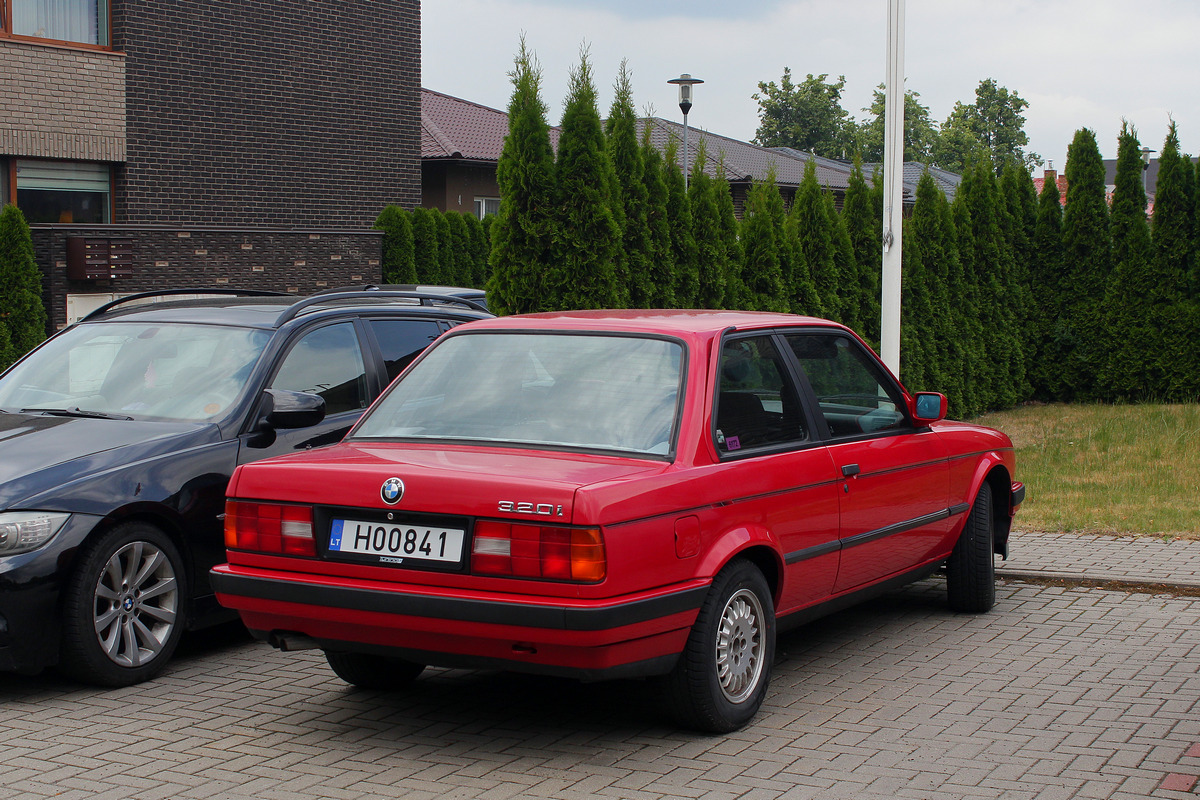 Литва, № H00841 — BMW 3 Series (E30) '82-94