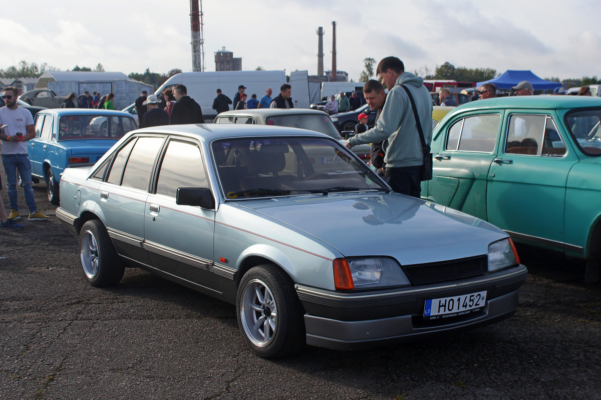 Литва, № H01452 — Opel Rekord (E2) '82-86; Литва — Retro mugė 2023 ruduo