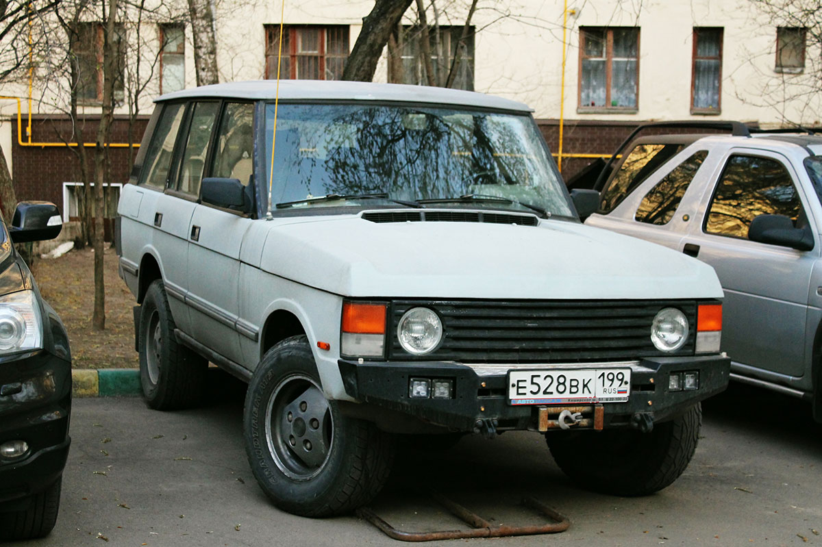 Москва, № Е 528 ВК 199 — Range Rover '70-96
