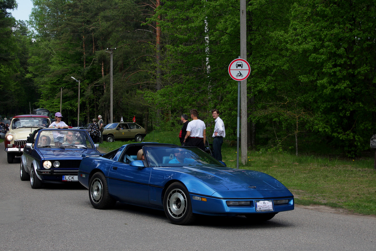 Литва, № H00573 — Chevrolet Corvette (C4) '84-96; Литва — Eugenijau, mes dar važiuojame 10
