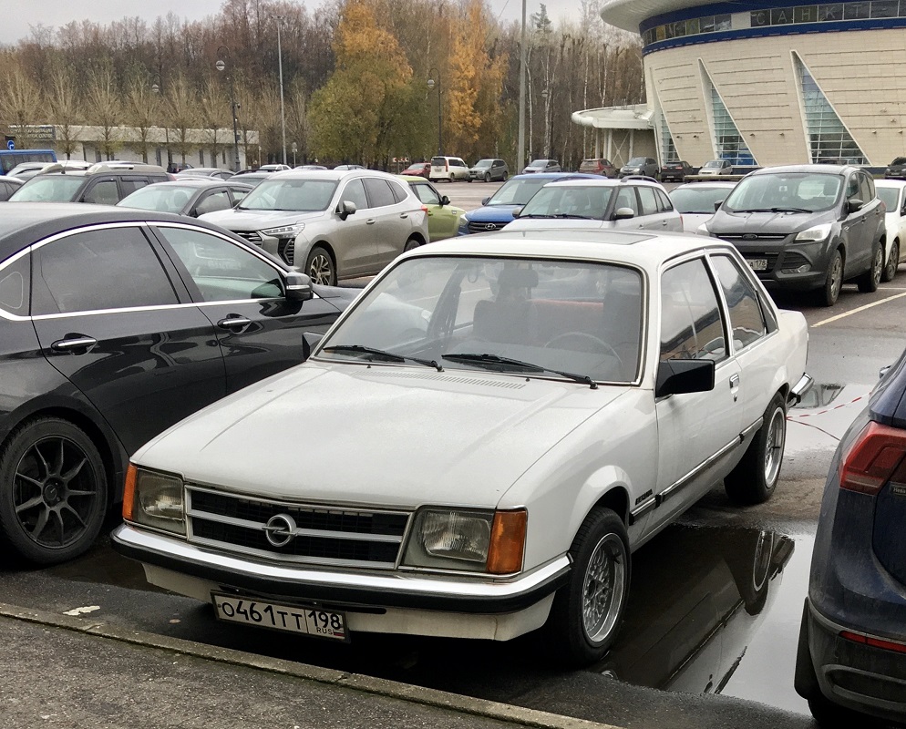 Санкт-Петербург, № О 461 ТТ 198 — Opel Commodore (C) '78-82