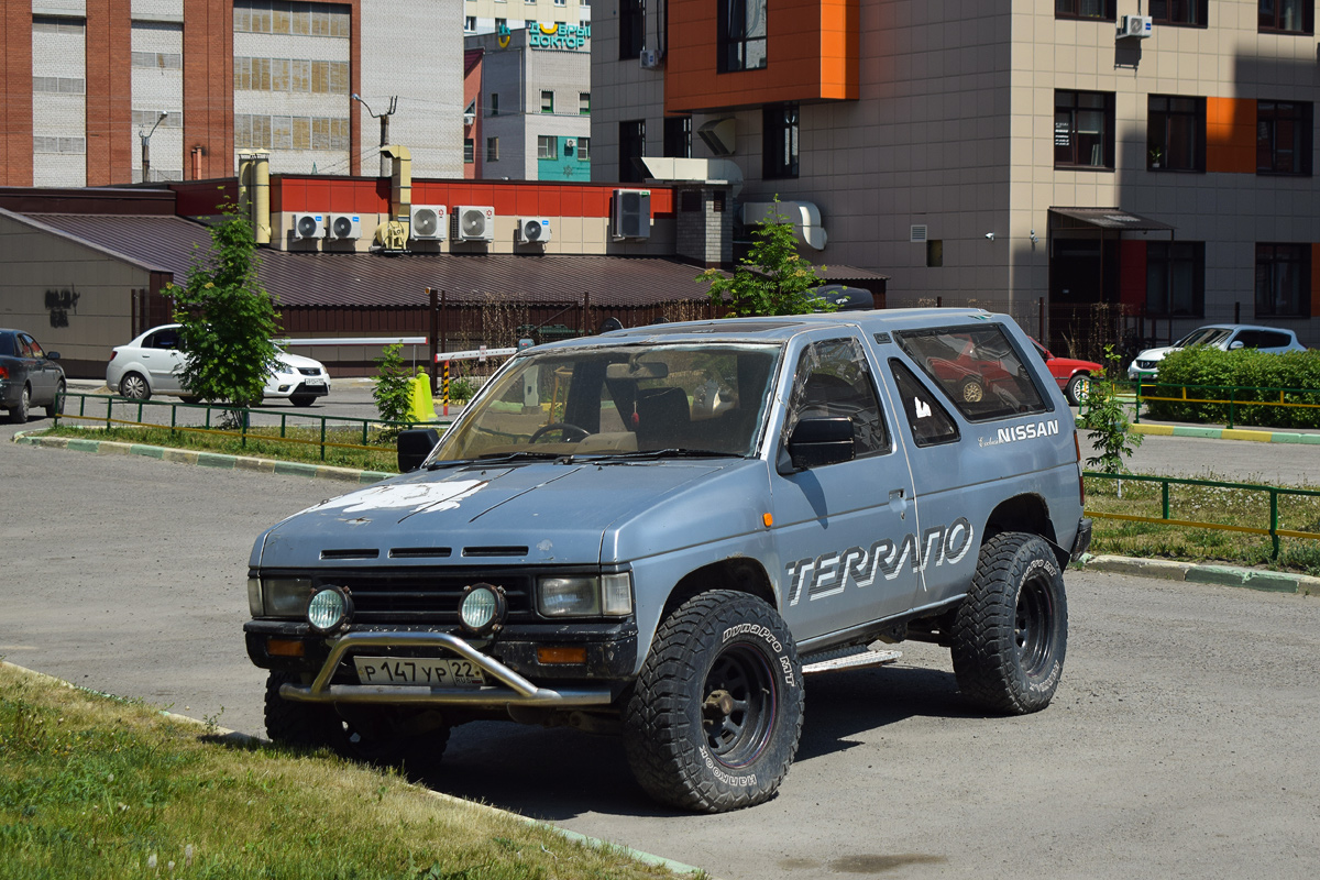 Алтайский край, № Р 147 УР 22 — Nissan Terrano (D21) '86-95