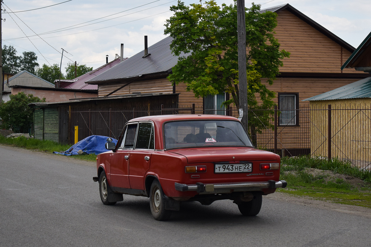 Алтайский край, № Т 943 НЕ 22 — ВАЗ-2101 '70-83