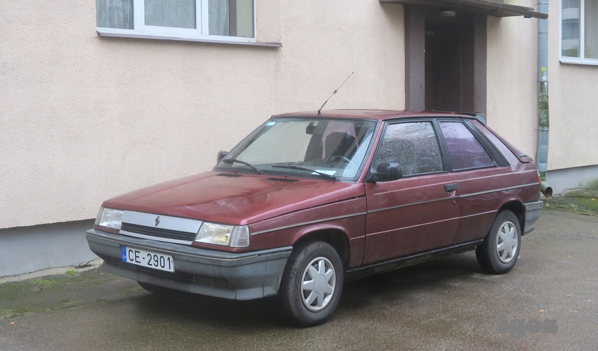 Латвия, № CE-2901 — Renault 11 '81-89