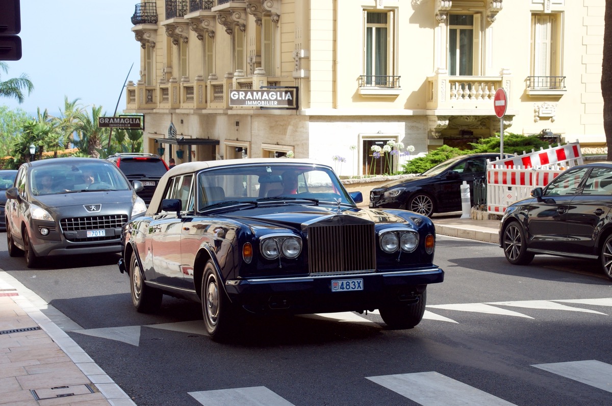 Монако, № 483X — Rolls-Royce Corniche '71-77