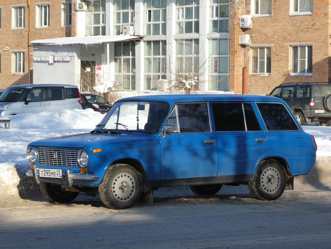 Приморский край, № Т 395 МВ 25 — ВАЗ-2102 '71-86