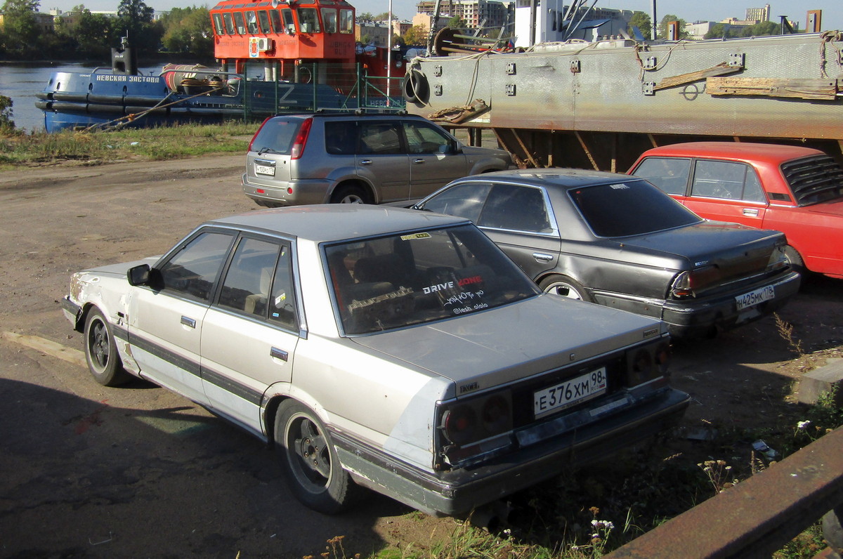 Санкт-Петербург, № Е 376 ХМ 98 — Nissan Skyline (R31) '85-89