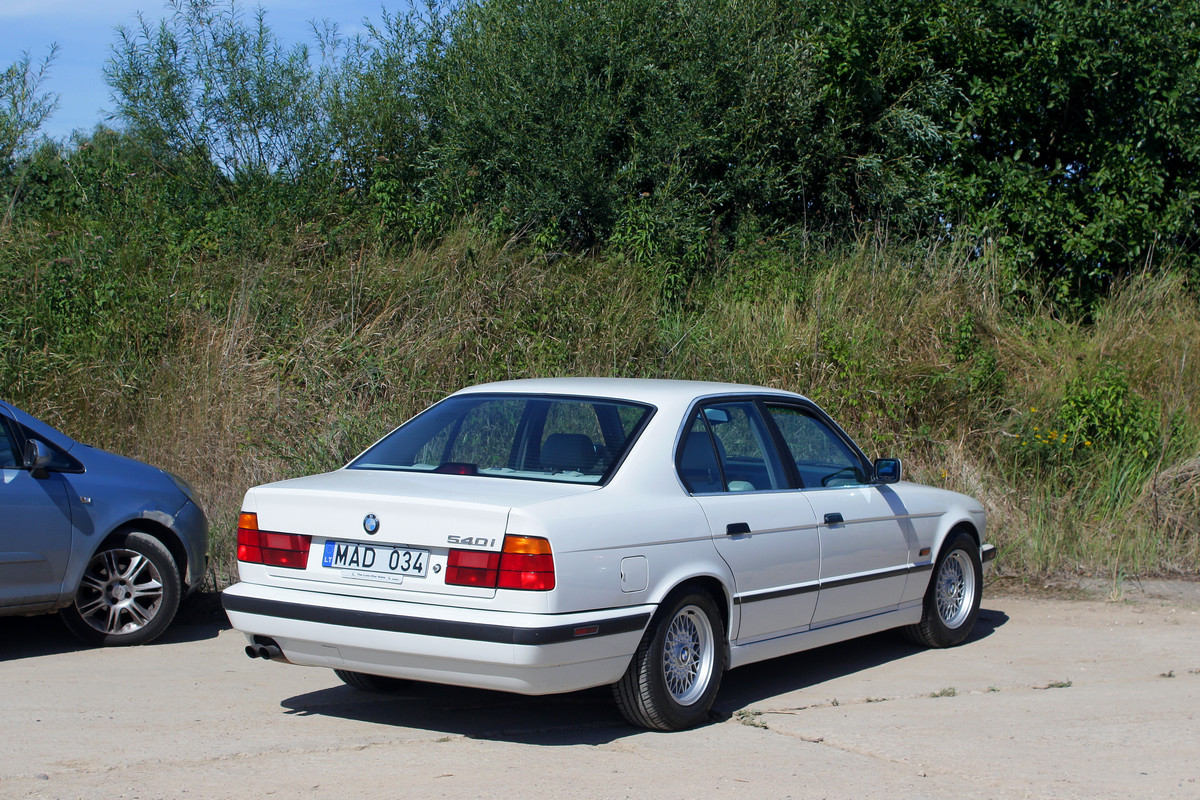 Литва, № MAD 034 — BMW 5 Series (E34) '87-96