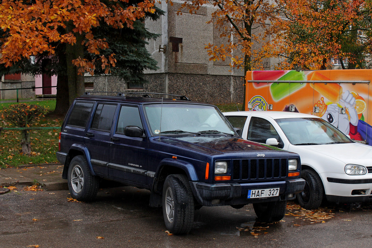 Литва, № HAF 327 — Jeep Cherokee (XJ) '84-01