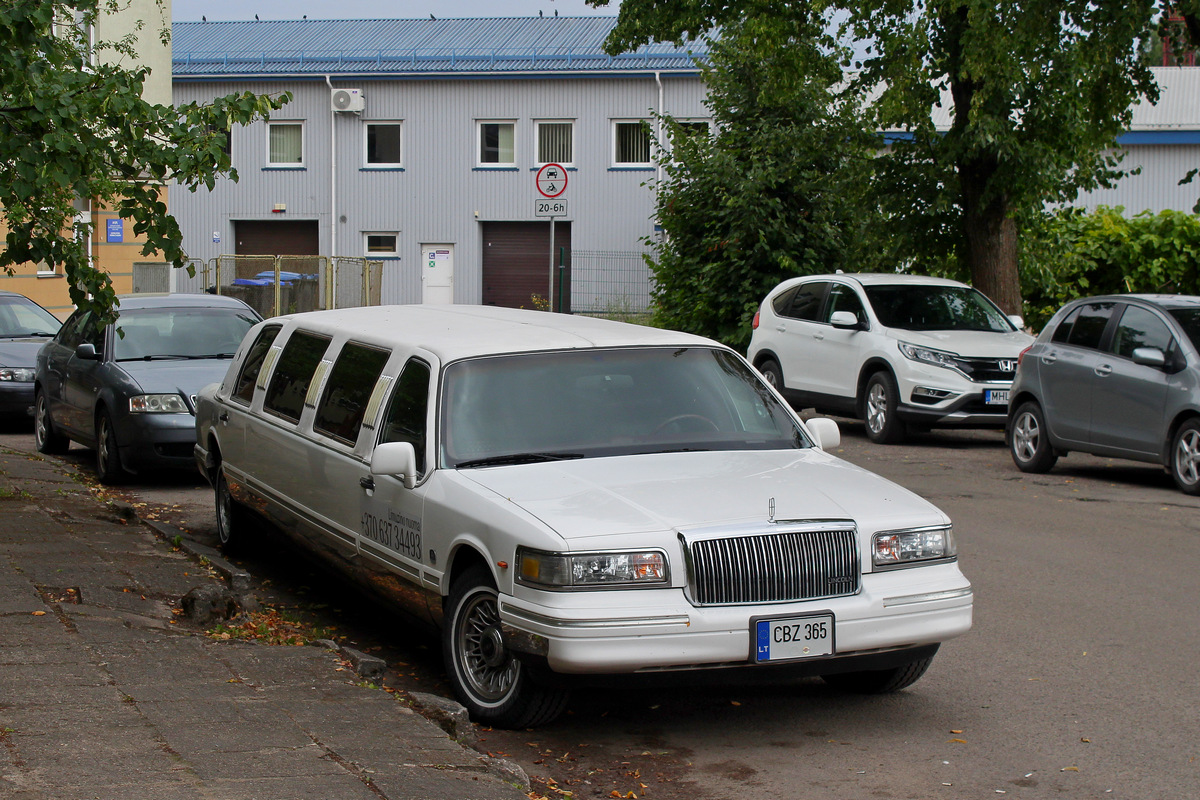 Литва, № CBZ 365 — Lincoln Town Car (2G) '90-97