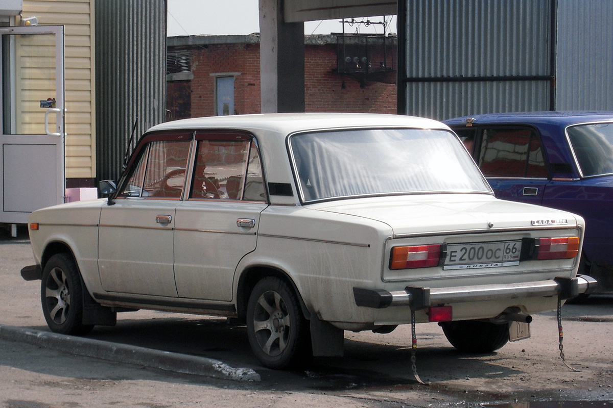 Свердловская область, № Е 200 ОС 66 — ВАЗ-2106 '75-06