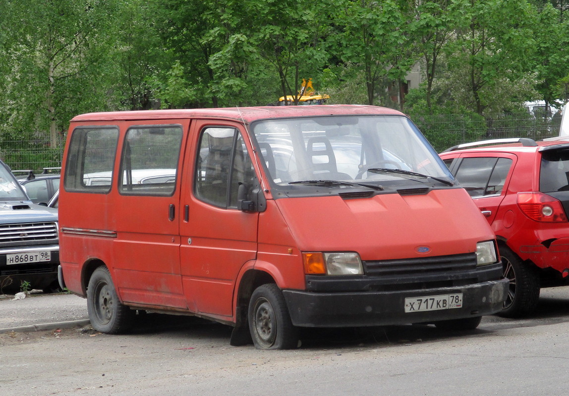 Санкт-Петербург, № Х 717 КВ 78 — Ford Transit (3G) '86-94
