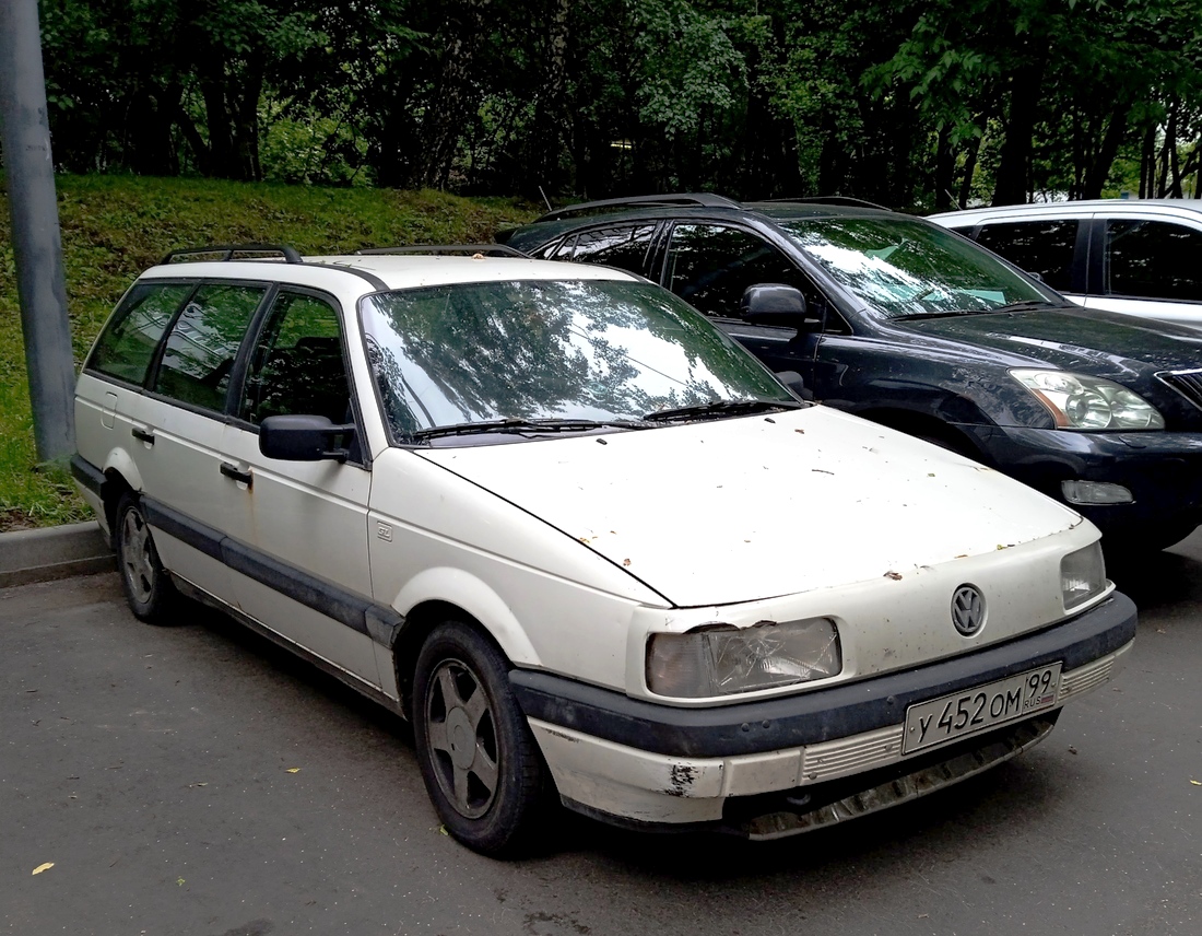 Москва, № У 452 ОМ 99 — Volkswagen Passat (B3) '88-93