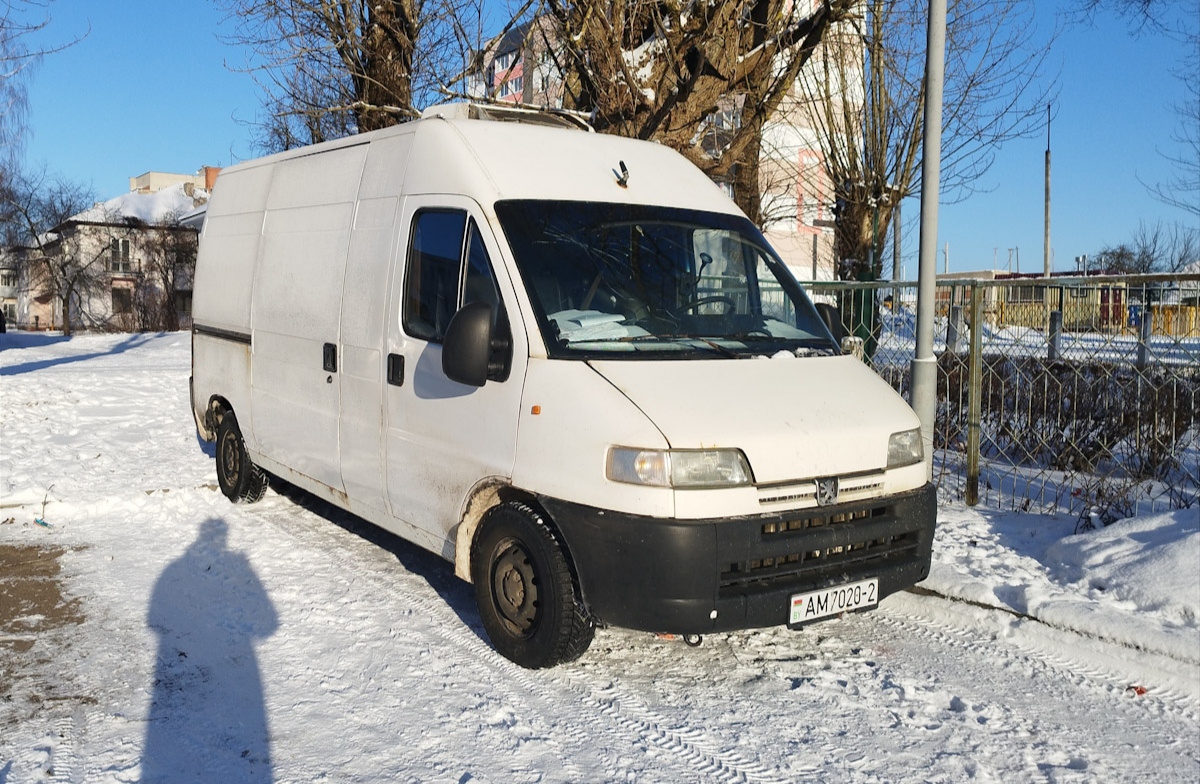 Витебская область, № АМ 7020-2 — Peugeot Boxer (230) '94–02