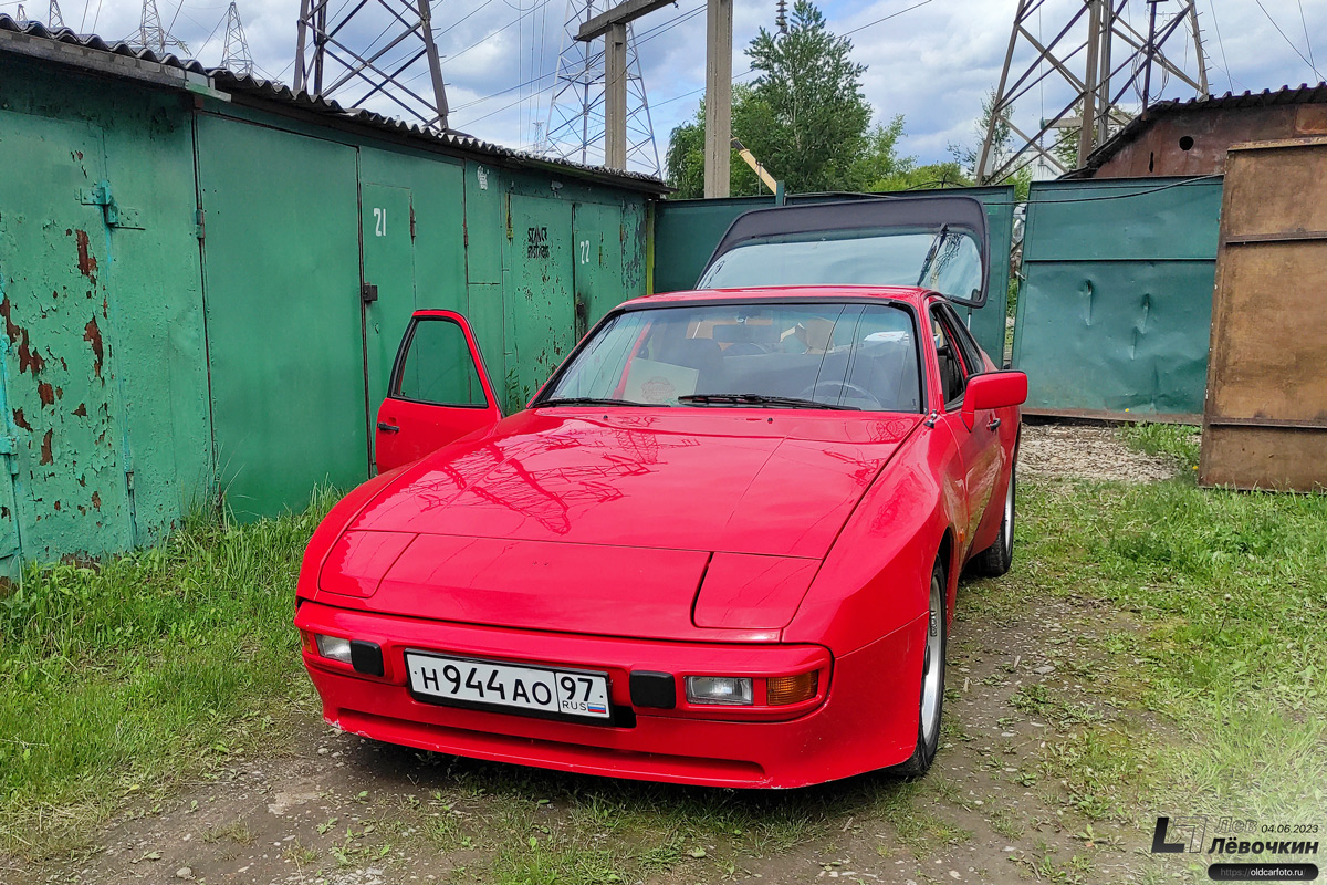 Москва, № Н 944 АО 97 — Porsche 944 '82-89