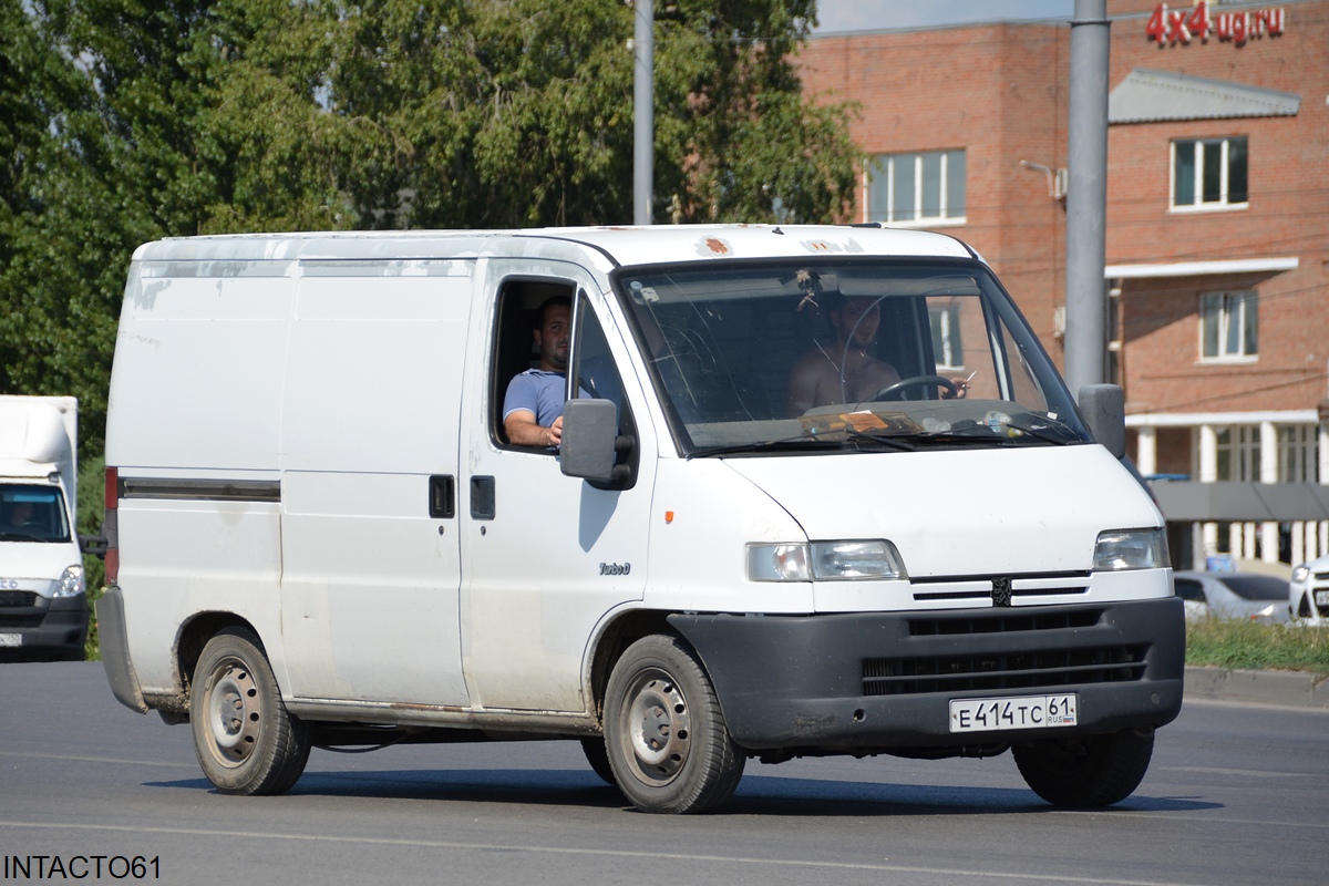 Ростовская область, № Е 414 ТС 61 — Peugeot Boxer (230) '94–02