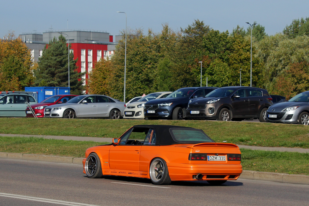 Литва, № DZM 330 — BMW 3 Series (E30) '82-94