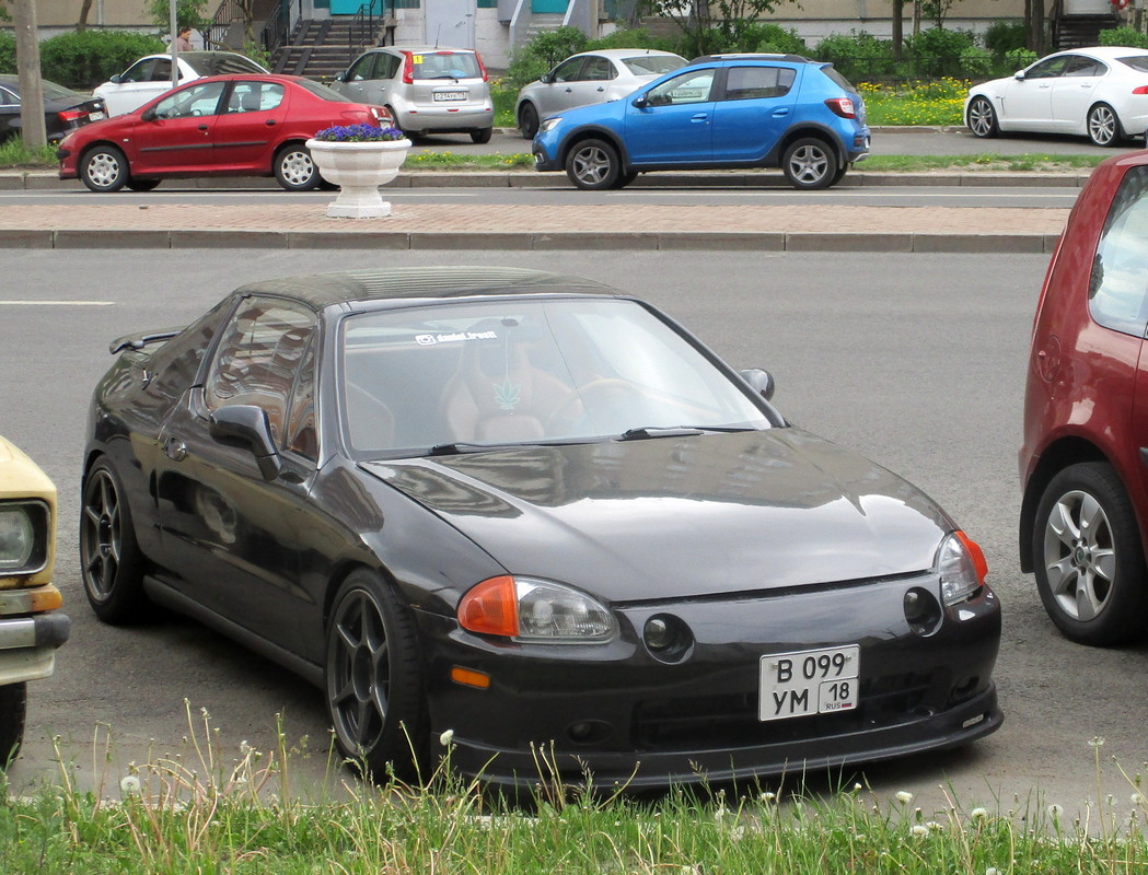 Удмуртия, № В 099 УМ 18 — Honda Civic (5G) '91-95