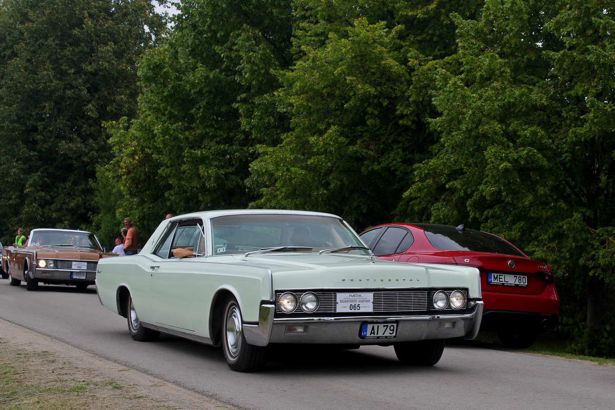 Латвия, № AI-79 — Lincoln Continental (4G) '61-69; Литва — Nesenstanti klasika 2023
