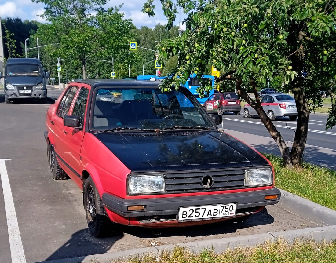 Московская область, № В 257 АВ 750 — Volkswagen Jetta Mk2 (Typ 16) '84-92