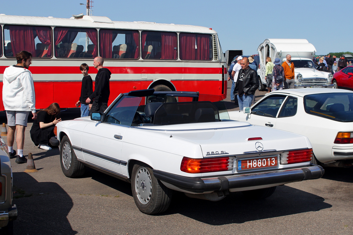 Литва, № H88013 — Mercedes-Benz (R107/C107) '71-89; Литва — Retro mugė 2023