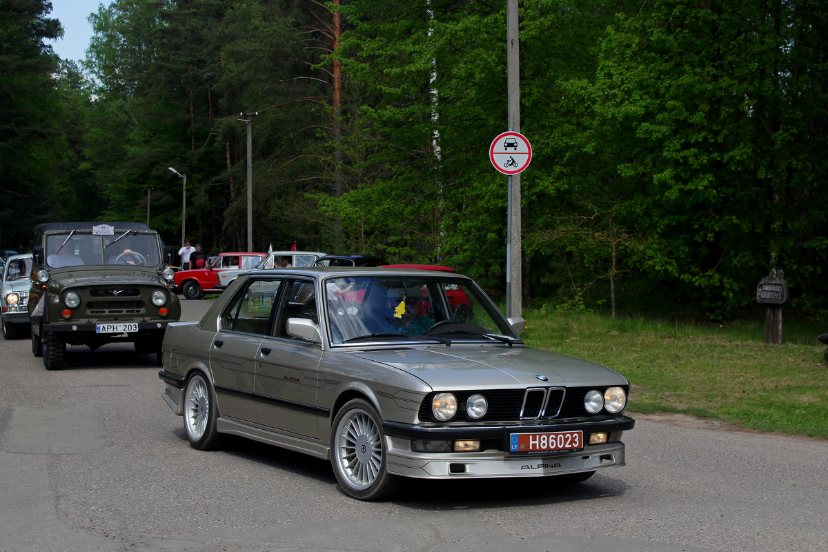 Литва, № H86023 — BMW 5 Series (E28) '82-88; Литва — Eugenijau, mes dar važiuojame 10