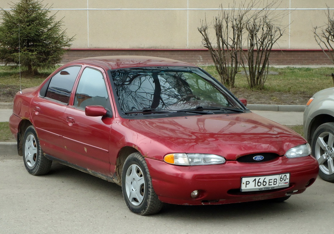 Псковская область, № Р 166 ЕВ 60 — Ford Contour '94-97