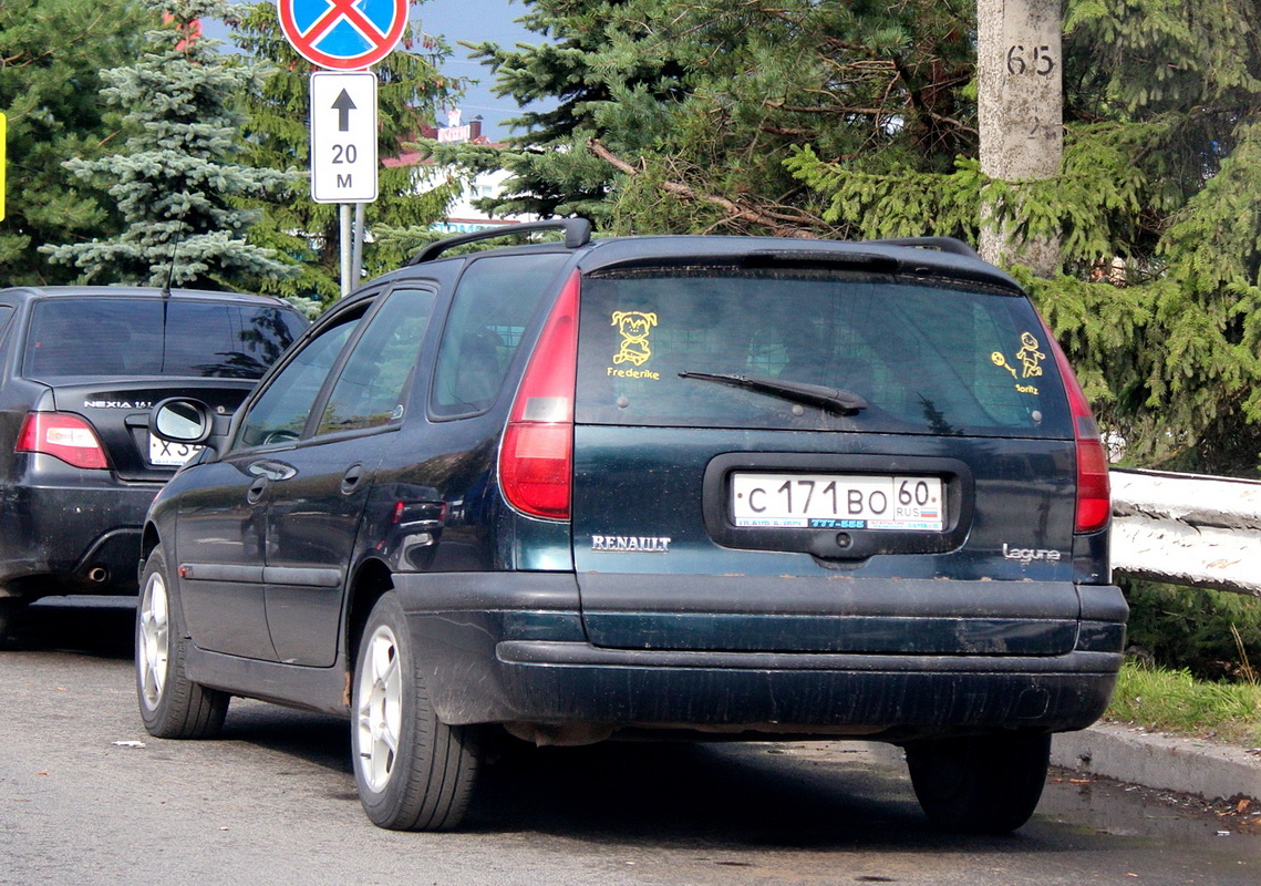 Псковская область, № С 171 ВО 60 — Renault Laguna (X56) '93-01
