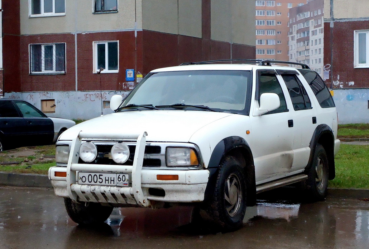 Псковская область, № О 005 НН 60 — Chevrolet Blazer (4G) '1994–97